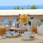 Oda ve Kahvaltı Raineri Giardini Naxos