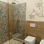 Oda ve Kahvaltı Raineri 4*