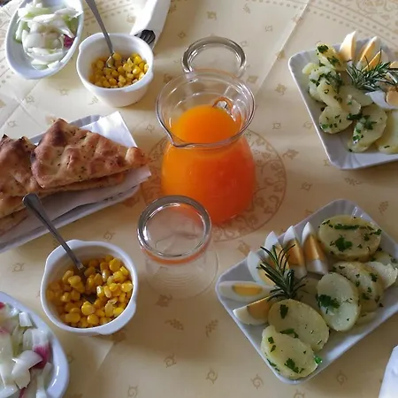 Bed & Breakfast Raineri 4*